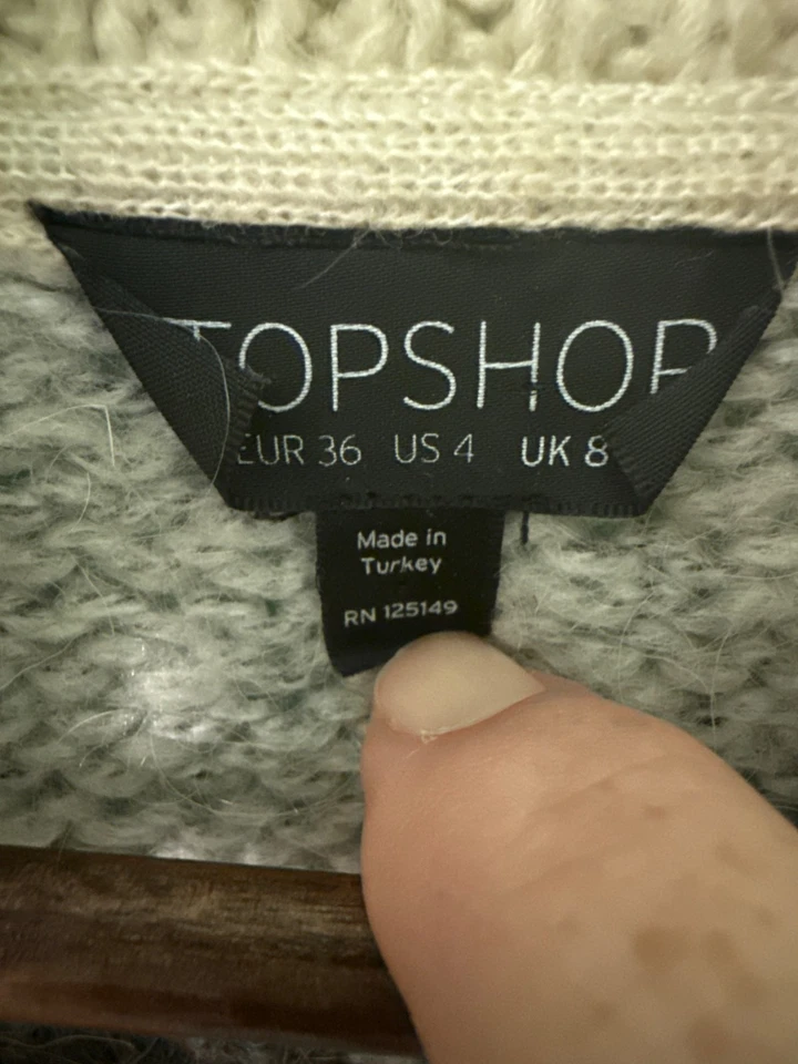 Cárdigan tejido Topshop para mujer Nordic Fair Isle botón delantero beige/gris/negro talla Foto 3 de 4