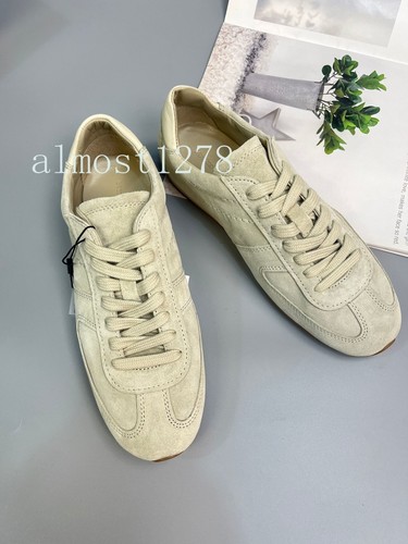 Scarpe donna sportive MASSIMO DUTTI stringate morbide scamosciate - Foto 31 di 31