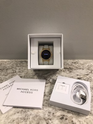 dw5b michael kors