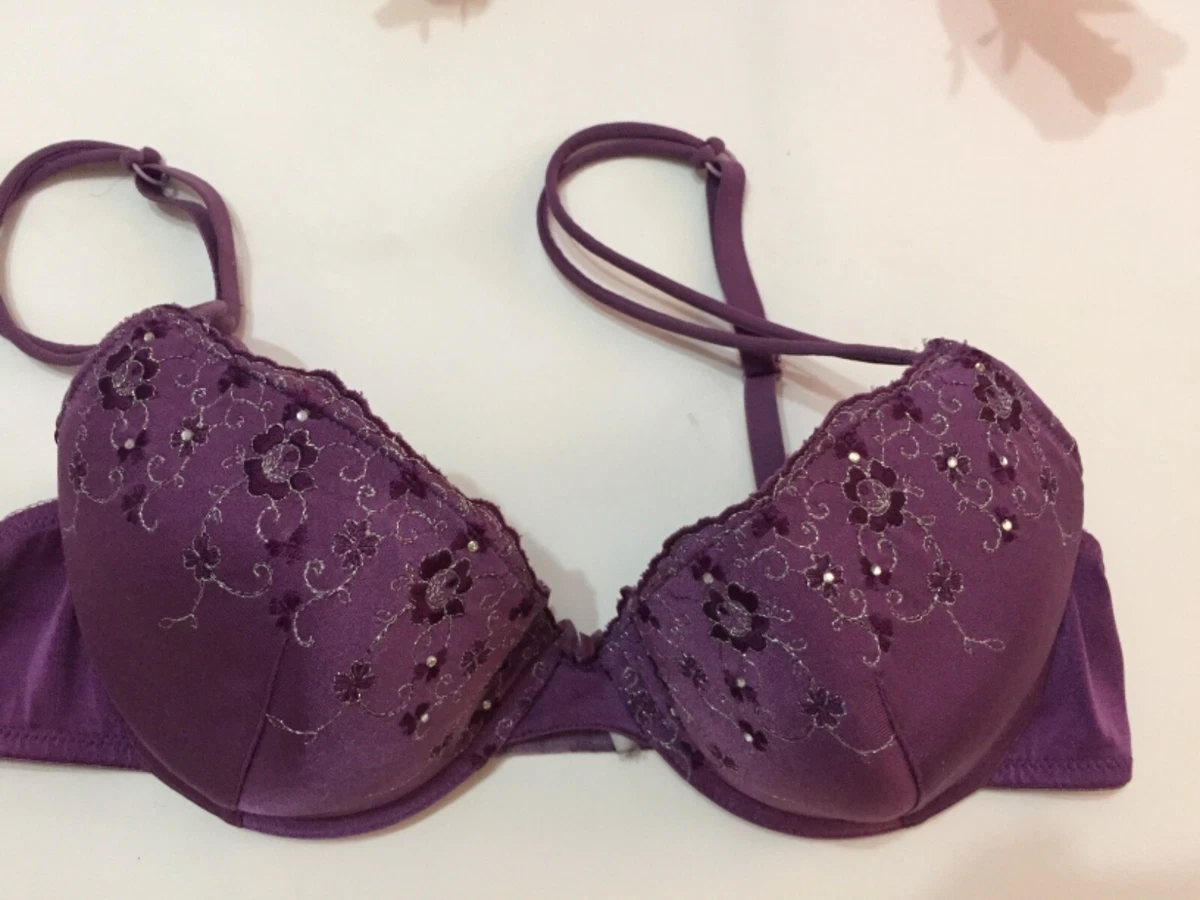 Lingerie c&A Bra size it 4b us 36b eu 80b padded underwired violet