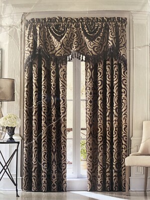 J.Queen New York Lucerne Window 1 Rod Pocket Panel 50'' x 63'', Mink  