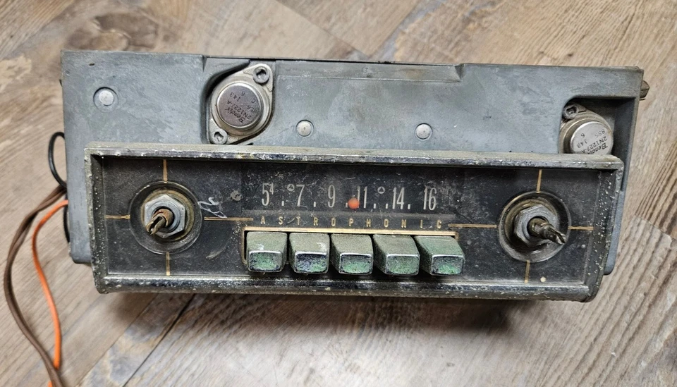 Dodge 330 440 500 Polara 1962 tablero radioam astrofónico Mopar fabricante de equipos originales Foto 3 de 4