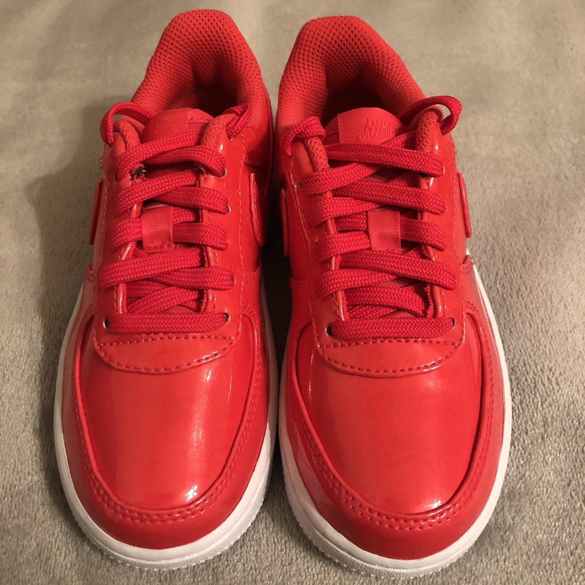 Nike Air Force 1 '07 LV8 1 Red / 11