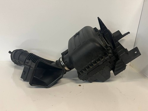 OEM 2011-17 Ram 1500 5.7L Air Intake Assembly.
