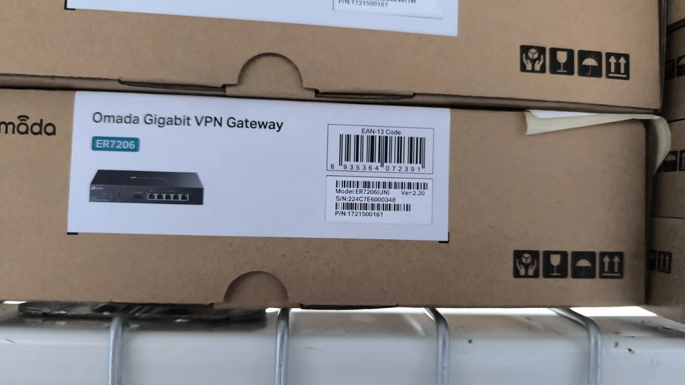 TP-Link ER7206 - Multi-WAN Professional Wired Gigabit VPN Router - Bild 3 von 3