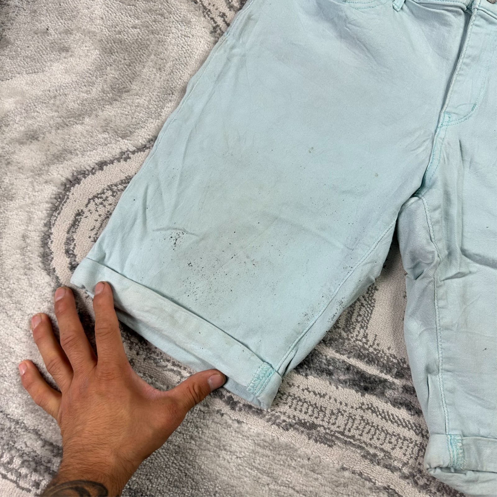 Women's VTG Levi's Y2K Regular Fit Mint Green Cuffed Sz 31 Denim Bermuda Shorts image 3