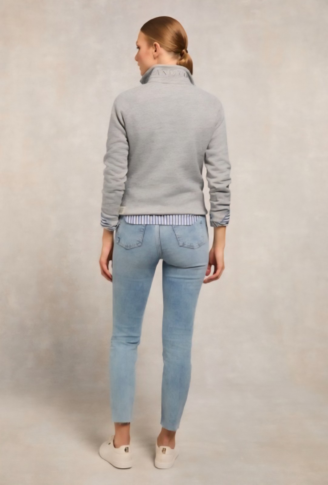 Holland Cooper Womens Country Club Henley Quarter Zip Sweat