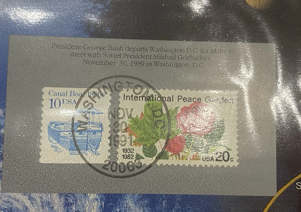 1989 P And D Uncirculated Mint Set Postal Commemorative Society Coin And Stamps - Image 4 of 4