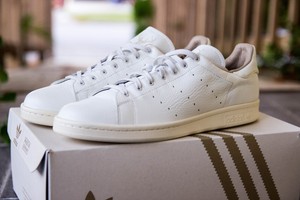 stan smith hirsch