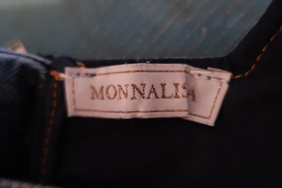 Vestido jeans monnalisa tamanho 4 - Imagem 3 de 4