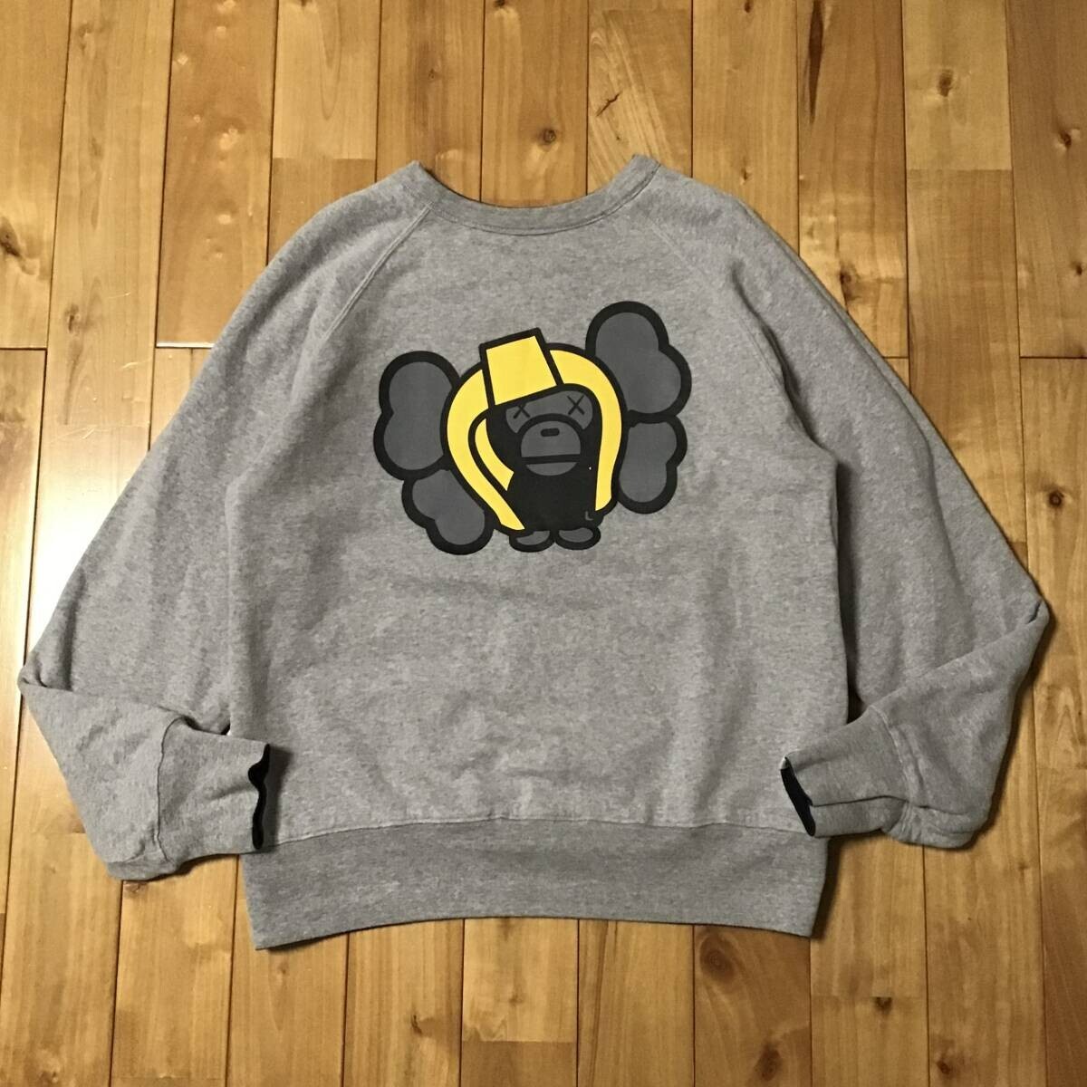 Reversible BAPE × KAWS MILO sweat shirt a bathing ape NIGO Size S