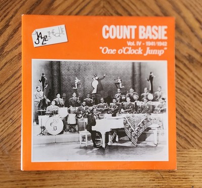 COUNT BASIE / VOLUME IV ~ (1941-1942)  ''One O'Clock Jump'' ~ Two Albums ~ MINT