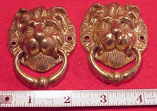 Vintage 2 LION HEAD BRASS 2 1/8in  X 2 3/4in CHEST DRESSER BOX TRUNK HANDLE PULL
