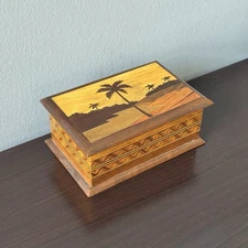 Vintage Wood Flip Up Table Top Cigarette Dispense Box with Original Brazil Label