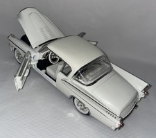118 Anson Classic Triple White 1957 Studebaker Gold Hawk Die Cast Model No Box