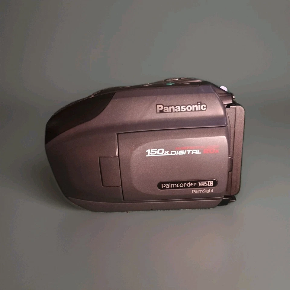 VNTG Lot Of 3 Cannon/ Panasonic Camcorders for Parts/Repair. No Battery Chargers - Image 3 of 4