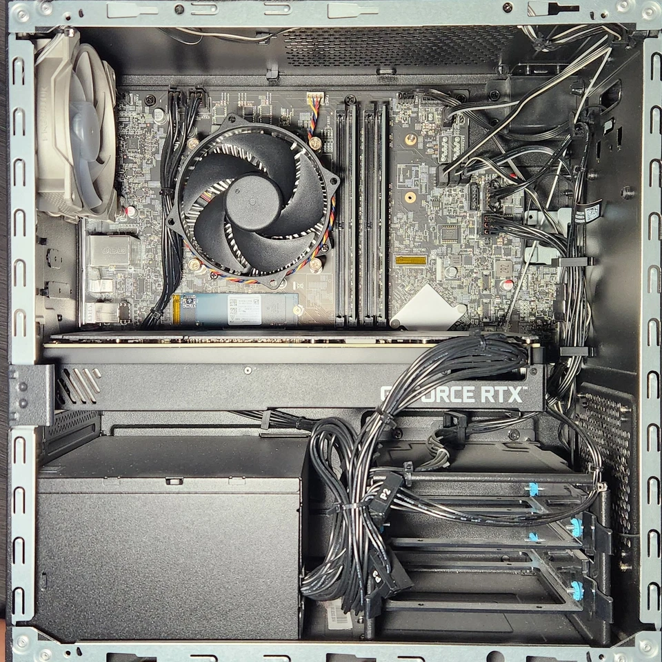 Predator PO3-630 Gaming Desktop Computer. Model: PO3-630-UR12 - Image 2 of 4