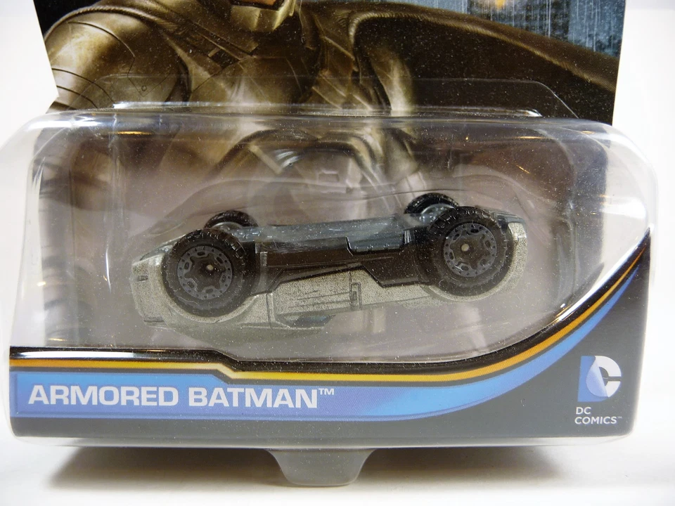 Error ARMORED BATMAN HOT WHEELS Batman vs Superman Dawn of Justice mistake - Image 3 of 4