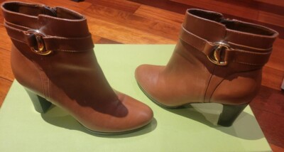 RALPH LAUREN Brown Leather Ankle Boots Gold Buckle Zipper Sides   Size 7.5B