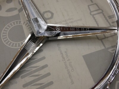 Mercedes-Benz Stern Emblem Kühlergrill Grill R171 SLK A1718880086 