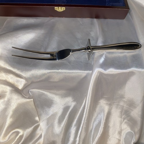 Hampton SIlversmiths 18/10 Stainless Korea Serving Fork And Knife Set Case - 12" - Picture 5 of 12
