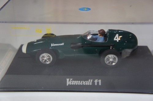 Scalextric USA Maßstab 1:32 Slotcar C2663 - Vanwall F1 1958 #4 Classic Grand Prix - Bild 6 von 12