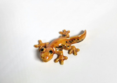 VTG Hagen Renaker Miniature Orange Salamander