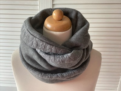Fleece/Strick-Loop-Scarf-Halstuch -Schal '' Wintertraum grau ''