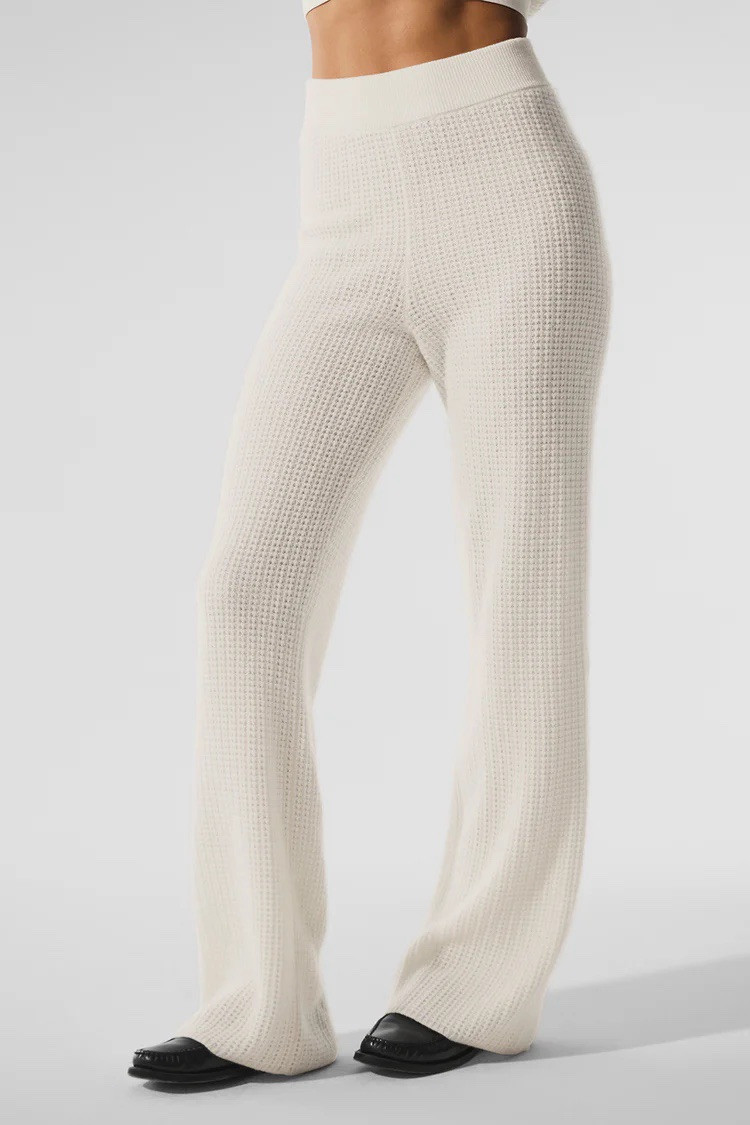 NWT ALO YOGA CASHMERE HIGH-WAIST PLUSH WAFFLE PANT SZ XS IVORY