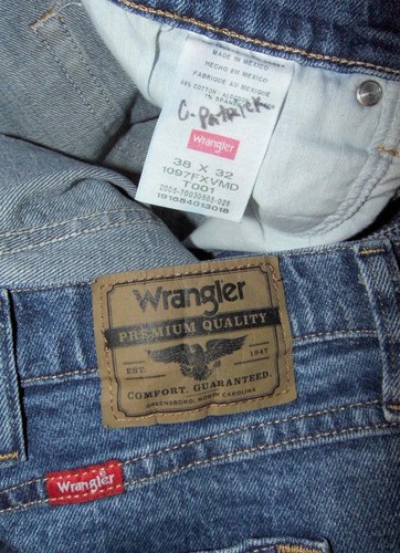 WRANGLER - Jeans Uomo Relaxed Fit 38"W X 32"L 1097FXVMD Blu Denim Dritto - Foto 6 di 6