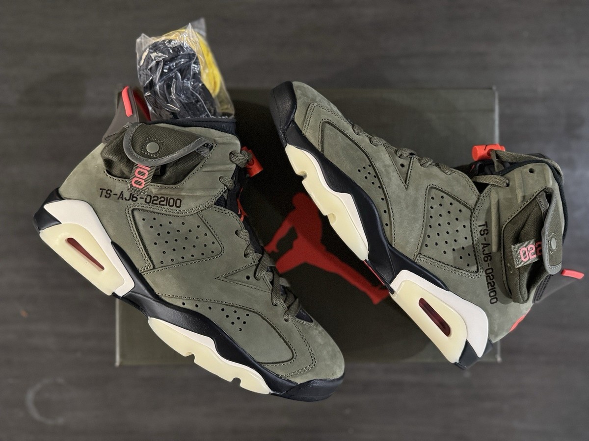 FRIENDS AND FAMILY Travis Scott Jordan 6 Size 8M | eBay