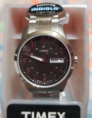 NEW Timex Main Street Collection ~ Indiglo Night Light ~30 Meter Water Resistant
