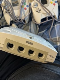 SEGA Dreamcast Launch Edition Home Console White With Controllers Crazy Taxi Lot