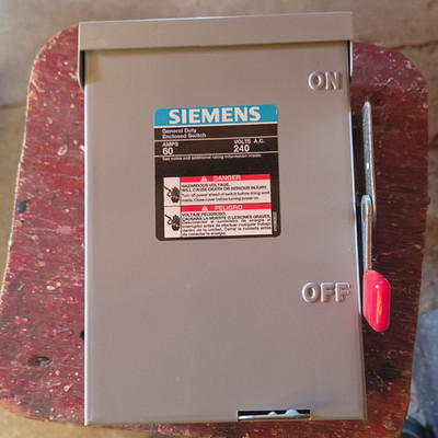 Siemens LNF222R Heavy Duty Safety Switch 60A 240V 2-Pole Wall Mount