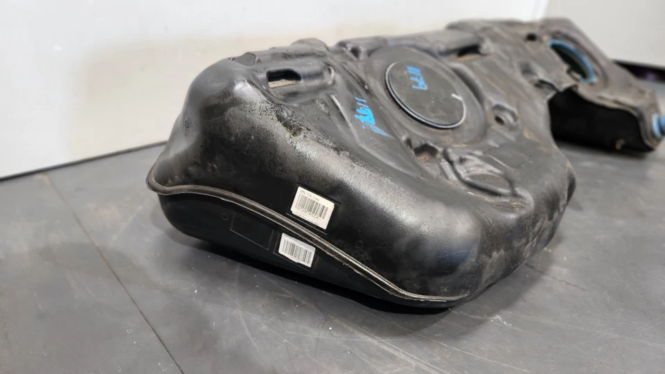 ✅ 14-21 OEM BMW F22 F23 F87 228 M235 M2 depósito de combustible gasolina 50k Foto 3 de 4