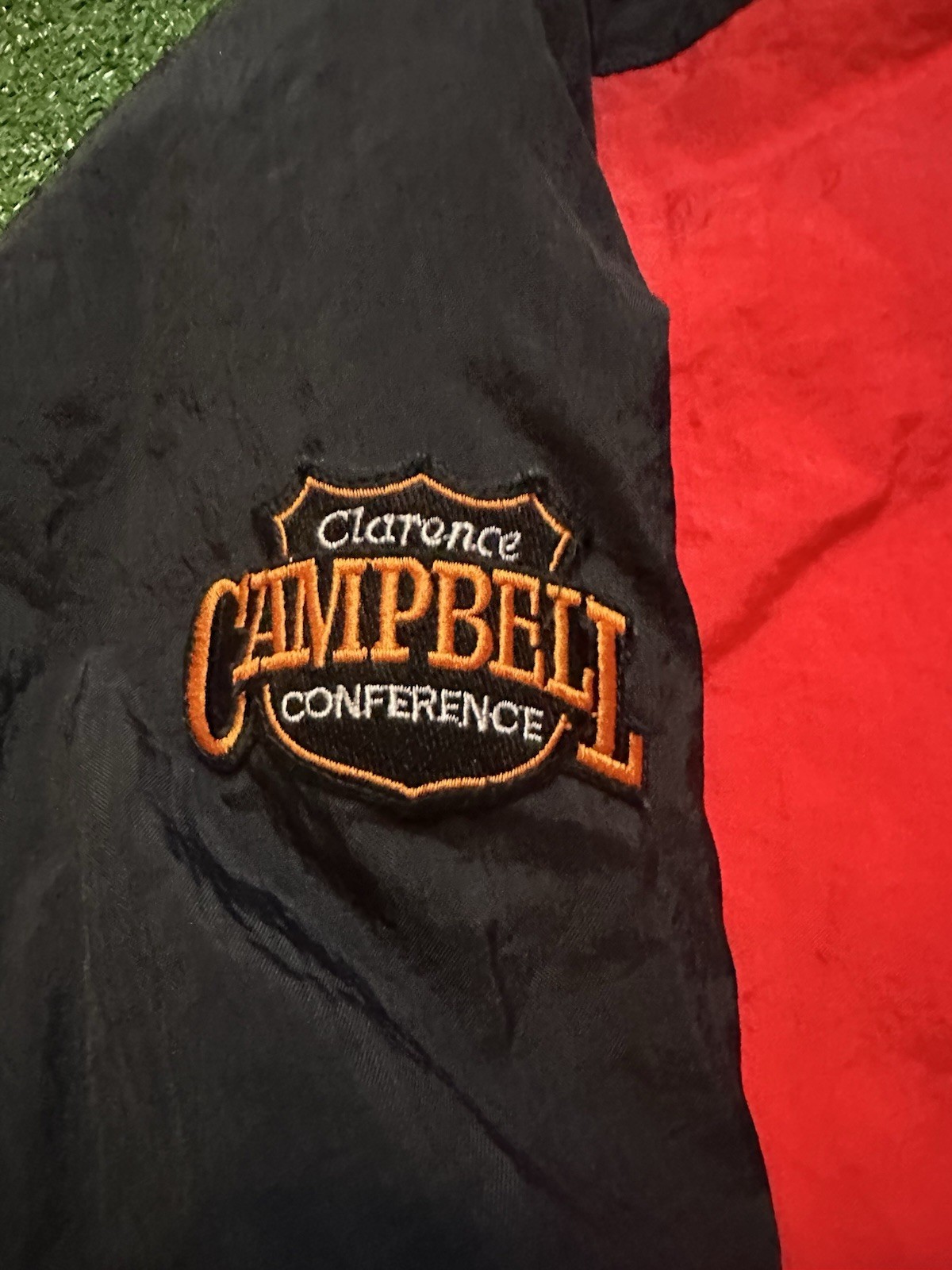 Vintage 90s Apex One NHL Detroit Red Wings Puffer Jacket