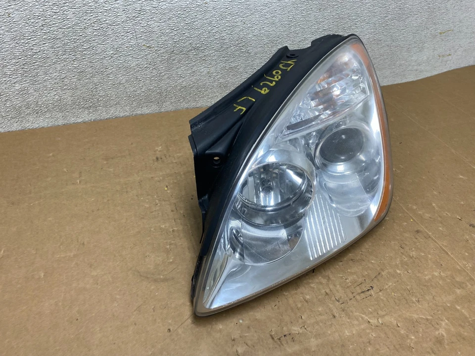 Faro halógeno lateral izquierdo Kia Rondo 2007-2009 OEM V4958 DW Foto 3 de 4