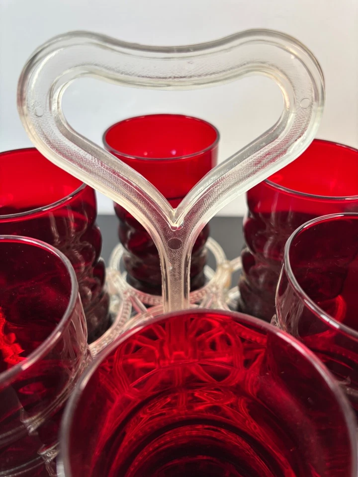 DE COLECCIÓN ANCHOR HOCKING TWIRLY WHIRLY 6 VASOS ROJO RUBÍ LUCITE Y PLÁSTICO CADDY Foto 2 de 4