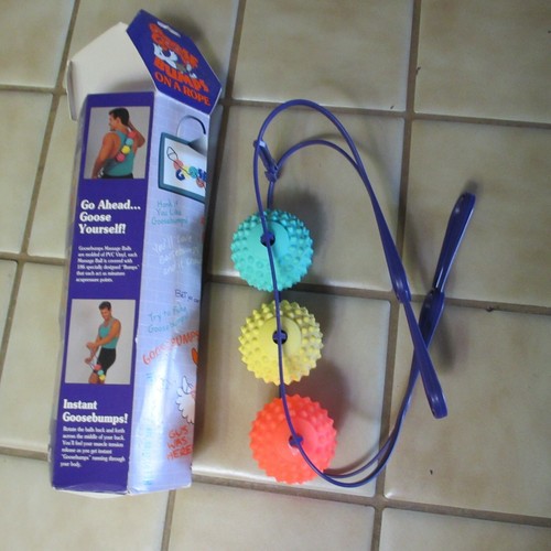 goosebumps 3x 3 massage balls back leg diy self massaging tool spiky