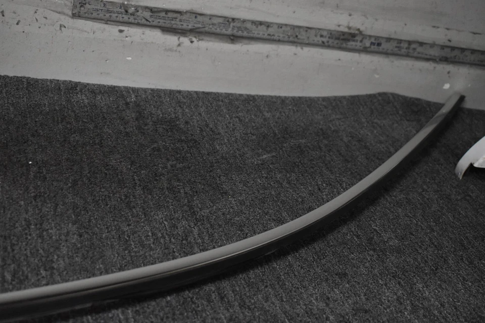 2018-2022 AUDI S5 SPORTBACK PREMIUM PLUS MOLDAGEM POR GOTEJAMENTO LATERAL ESQUERDO FABRICANTE DE EQUIPAMENTO ORIGINAL - Imagem 3 de 4