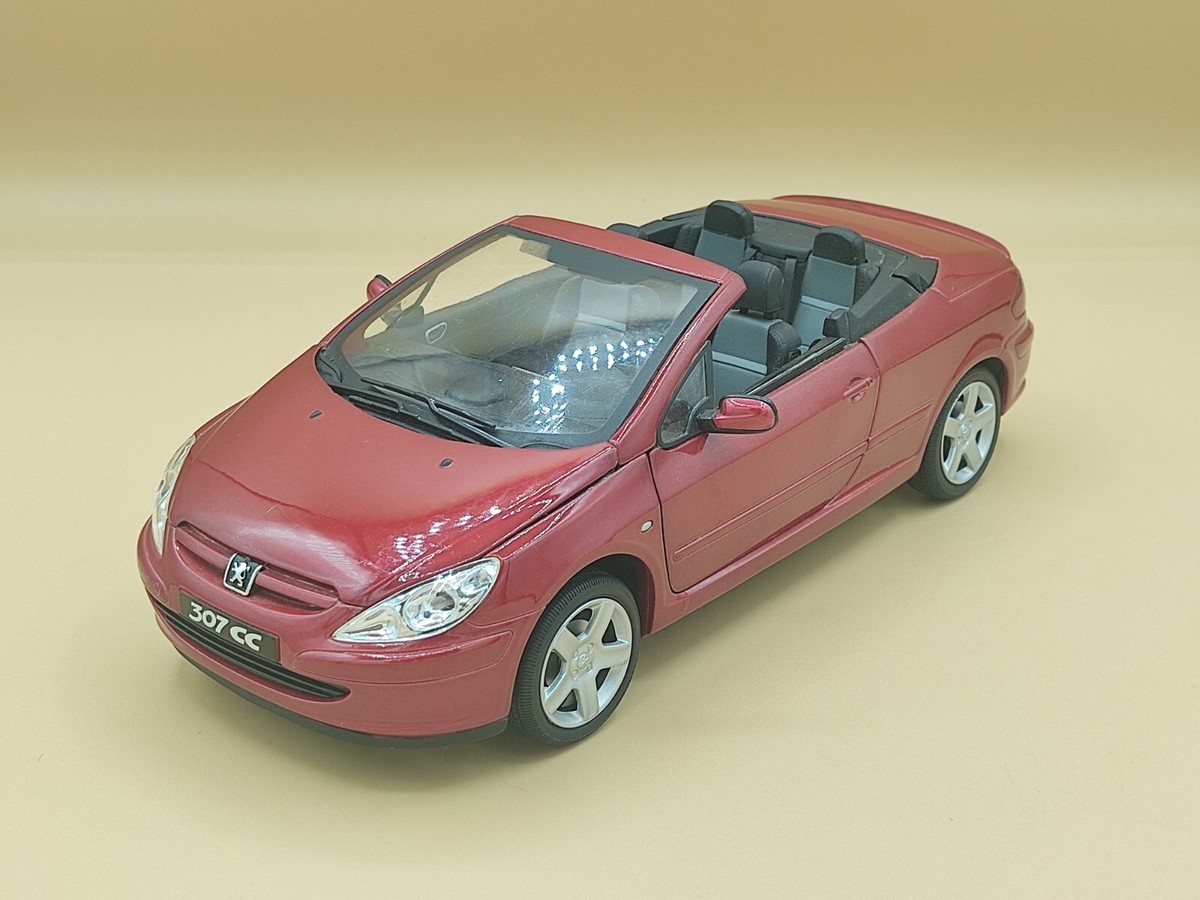Capot Avant Miniature Peugeot 307 CC Solido 1/18 - Pièce Détachée #B71