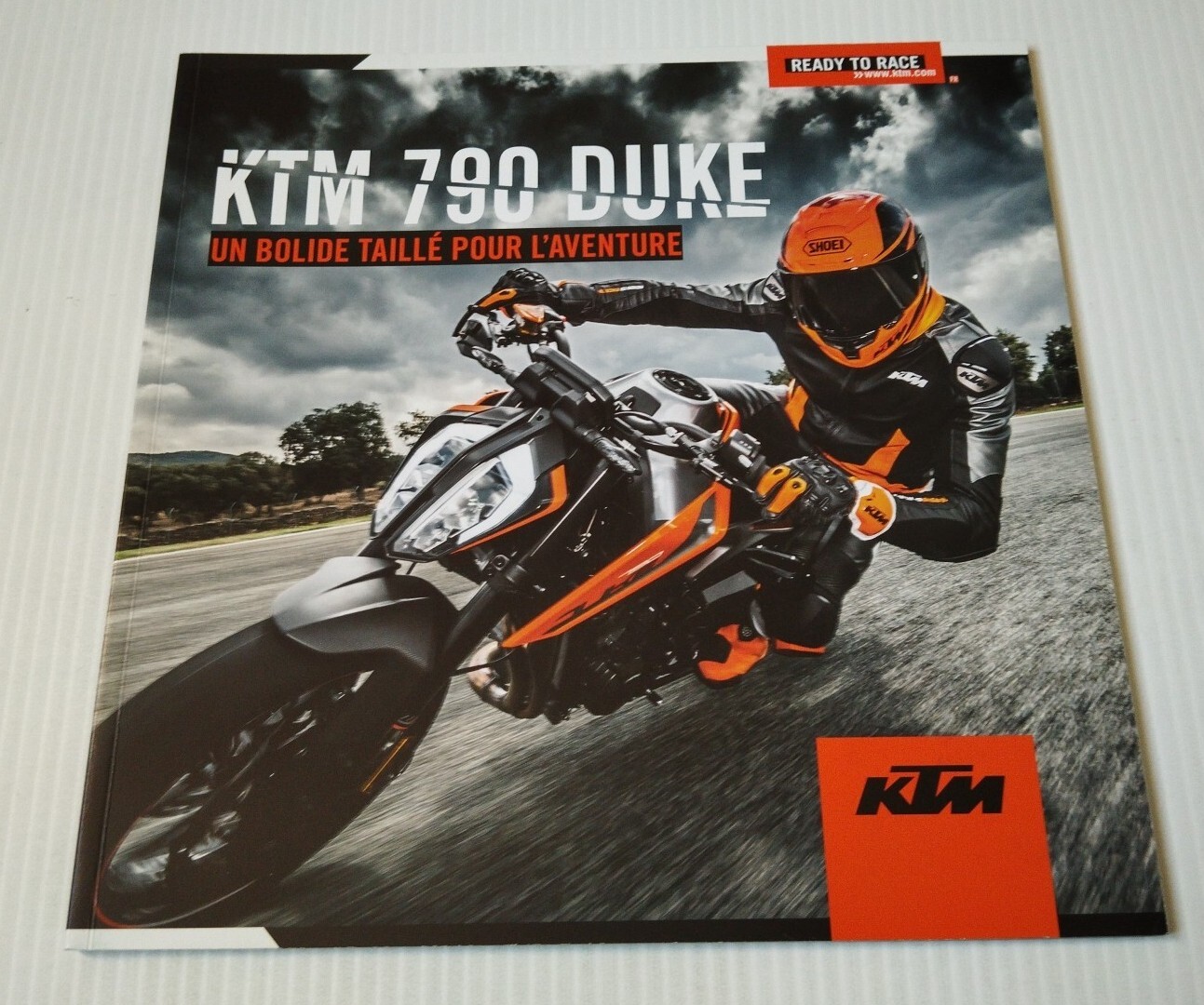KTM 790 Duke 2019 guide d'achat et prospectus d'époque pour restaurer les options d'origine