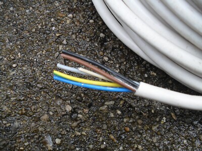 21 Meter, 5-adrig, 0,75mm², Kabel, Ader. Flex H05VV-F. Basec. 3185Y.
