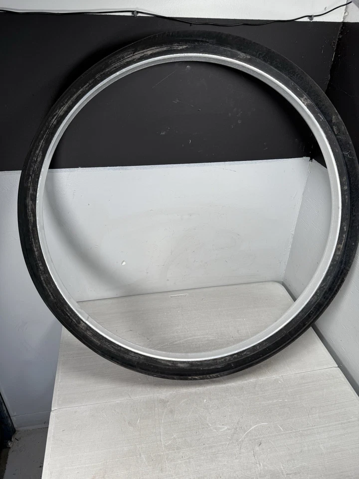 Cubierta del ventilador del radiador del motor Volvo VNL 760 2018-2024 22385444 OEM Foto 4 de 4