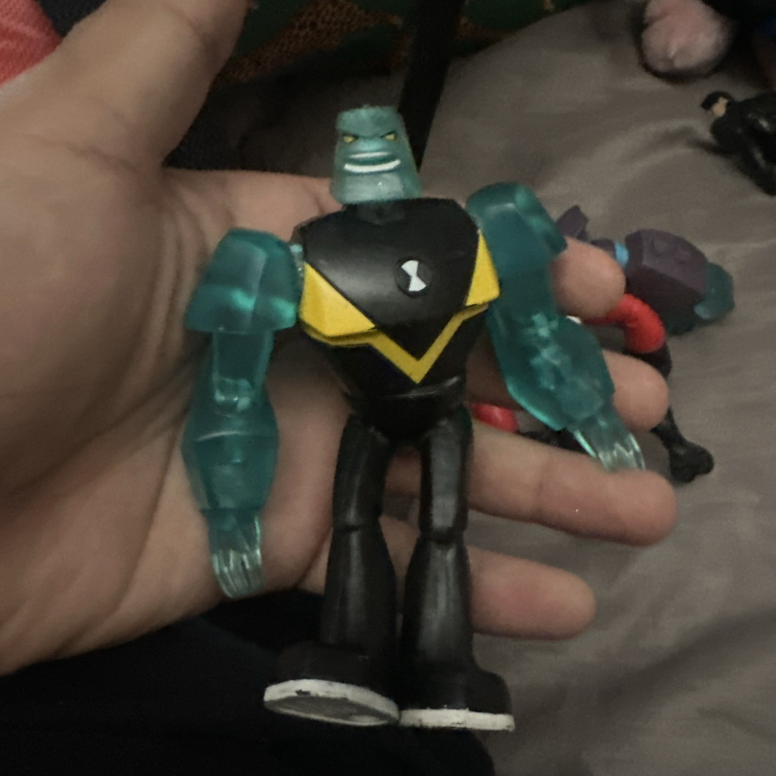 Picture 4 of 5