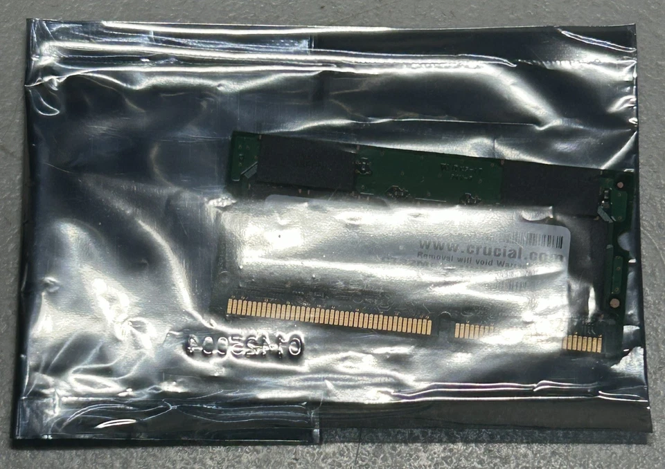 CRUCIAL CT32M64S4W7E 16F 256MB PC133 Sodimm SDRAM 144pin memory Laptop Notebook - Image 3 of 3