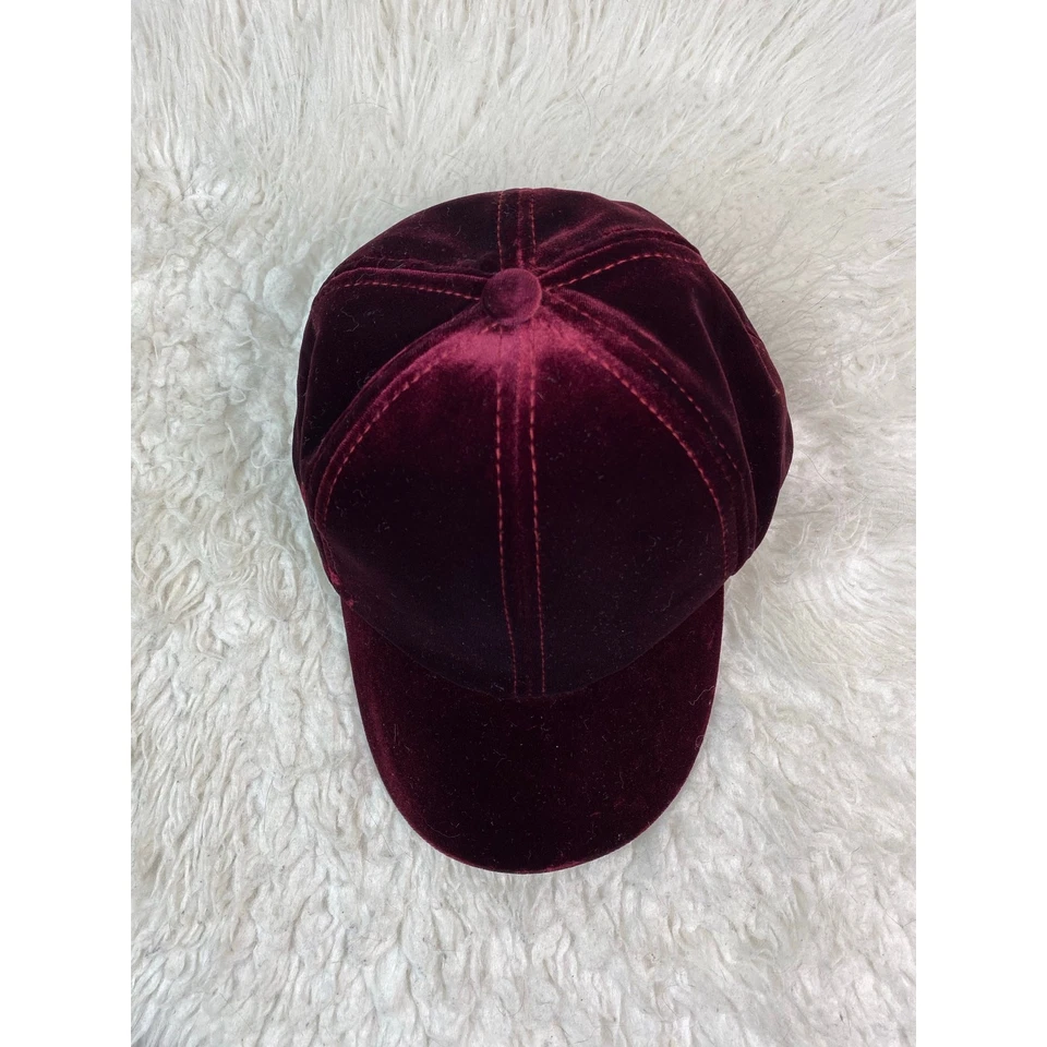 Sombreros Magid para mujer granate rojo terciopelo ajustable espalda gorra de béisbol Foto 2 de 4