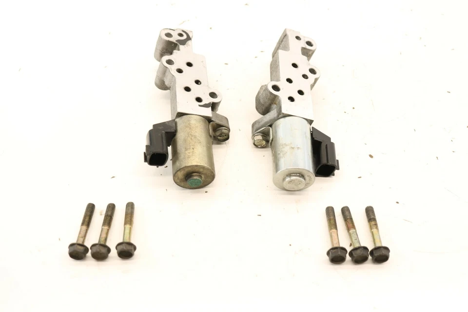 03-06 350Z 03-07 G35 COUPE VTC SOLENOIDE VÁLVULA DERECHA IZQUIERDA CONTROL DE TIEMPO SOLENOIDE Foto 3 de 4