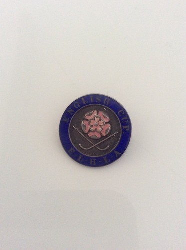 1952 Solid Silver Enamel Badge Pin Winners Medal ENGLISH LADIES HOCKEY LEAGUE