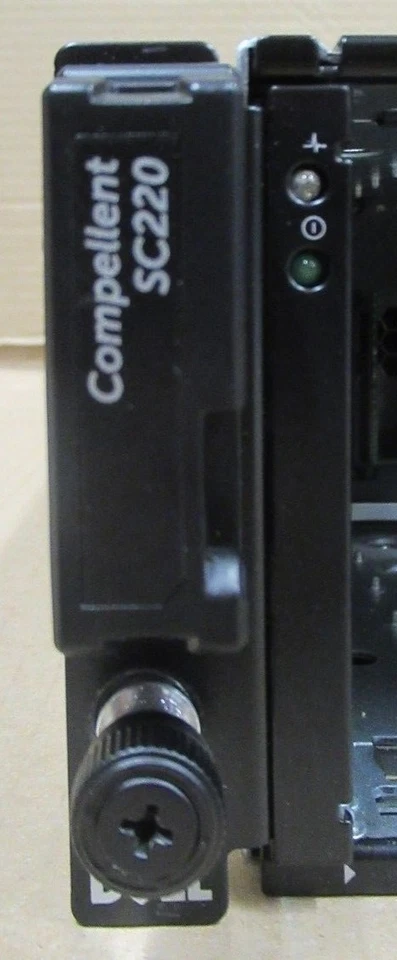 Dell Compellent SC220 13.5TB SAS 15x 900GB 2x SC2 EMM Controller Enclosure GKY31 - Image 3 of 3